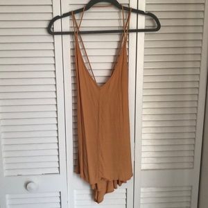 Criss cross back tank